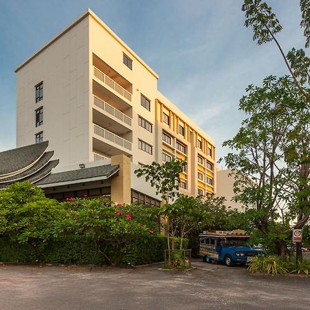 Hotel Recenta Phuket Suanluang Exterior foto