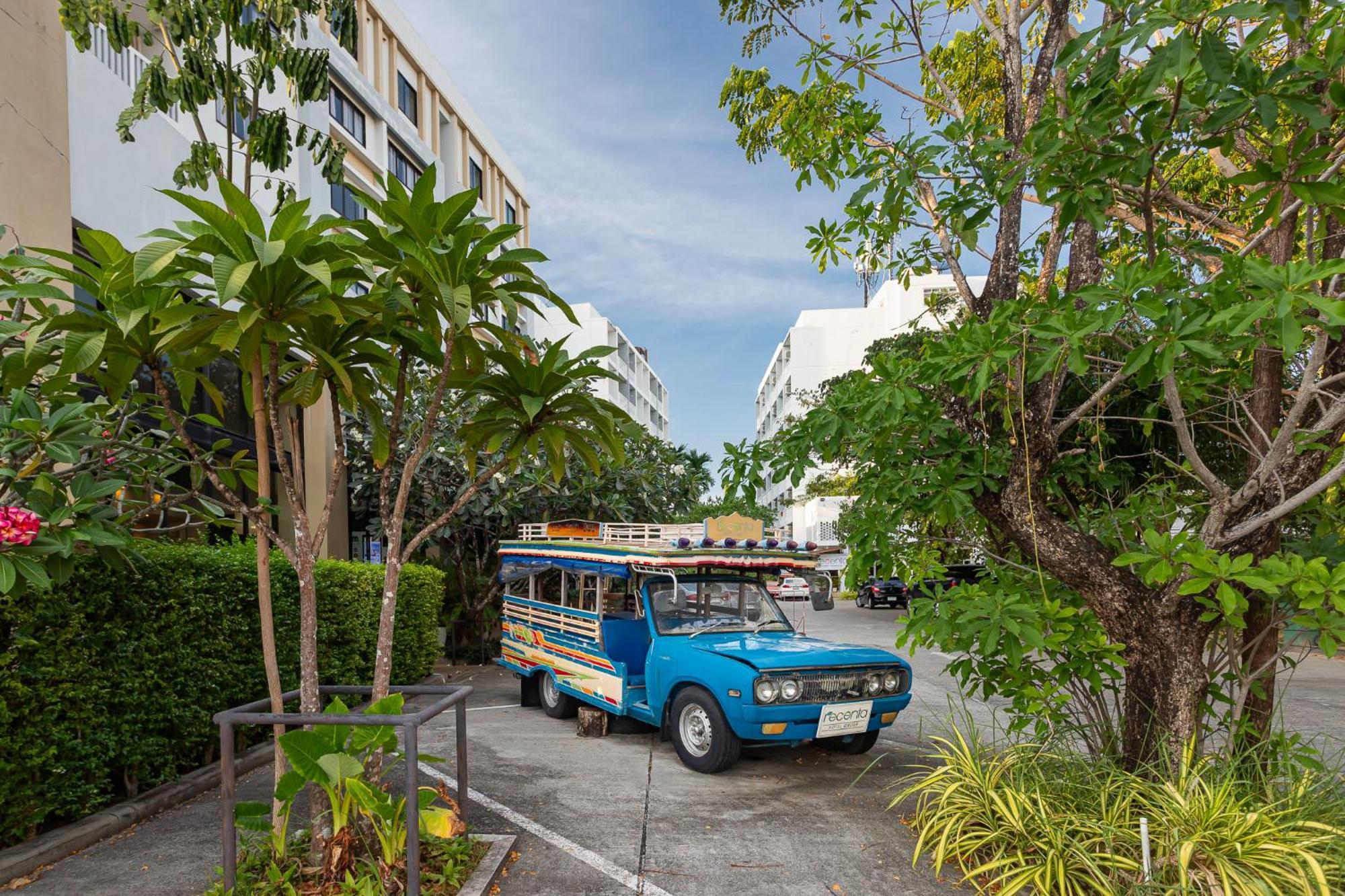 Hotel Recenta Phuket Suanluang Exterior foto